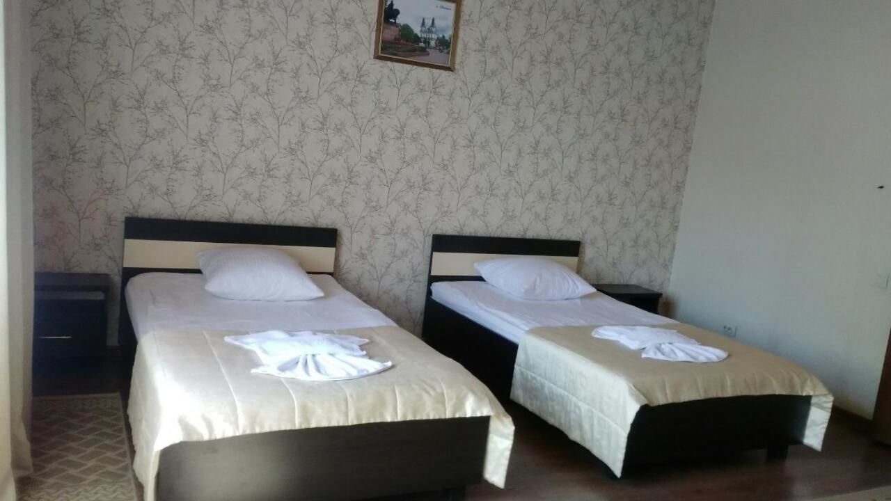 Отель versal Тернополь-16