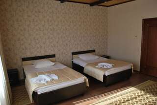 Отель versal Тернополь Двухместный номер с 2 отдельными кроватями-17